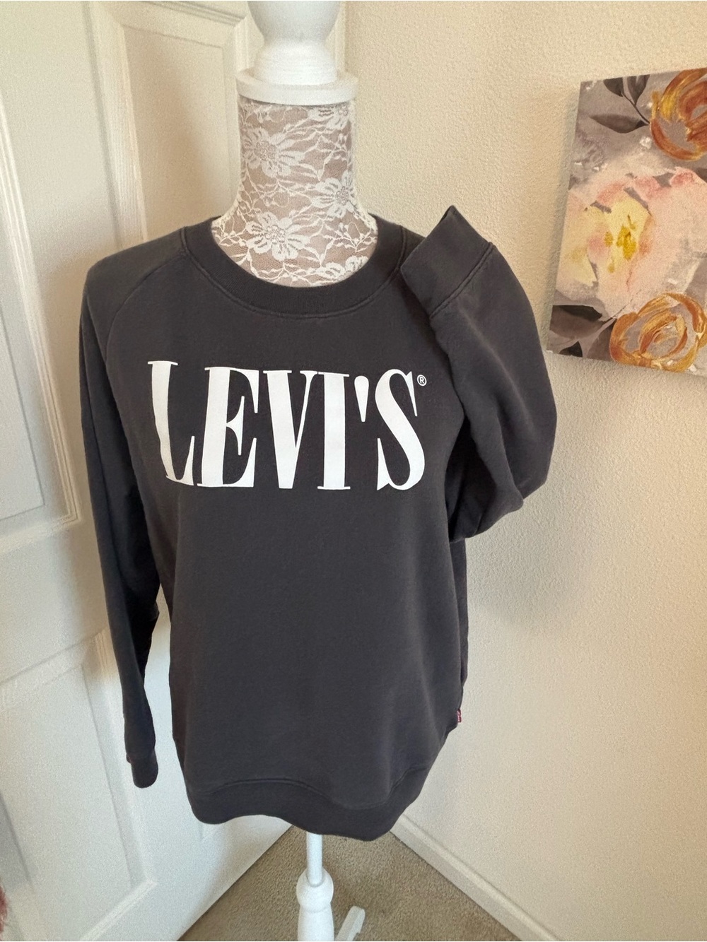 Levi's Dark Gray Crewneck Sweatshirt with White Logo